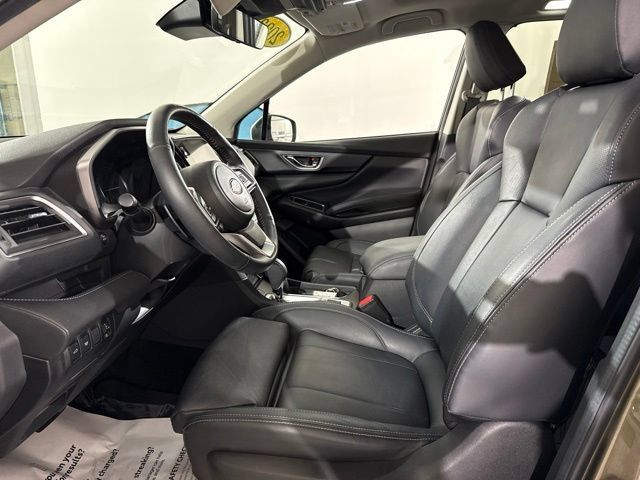 Used 2023 Subaru Ascent Limited w/ Technology Package AWD/4WD image 19