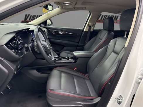 Used 2023 Buick Envision Essence w/ Technology Package I image 9