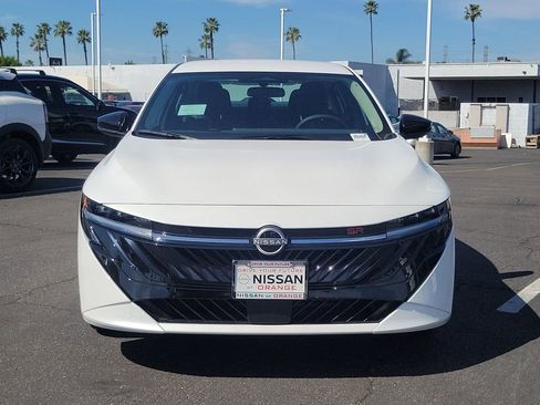 New 2026 Nissan Sentra SR w/ Floor Mat Package image 18