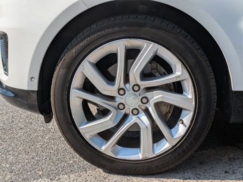 Used 2019 Land Rover Range Rover Sport HSE AWD/4WD image 9