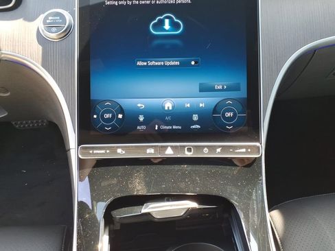 New 2026 Mercedes-Benz C 300 4MATIC Sedan image 23