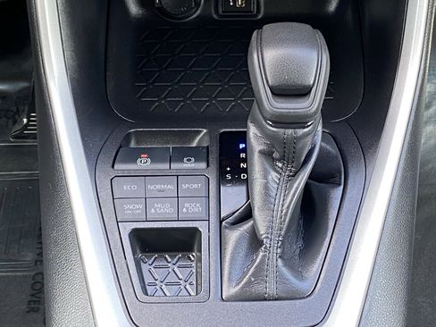 Certified 2024 Toyota RAV4 XLE image 15