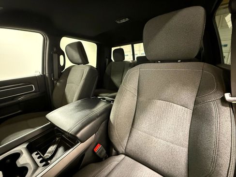 Used 2019 RAM 2500 Big Horn image 13