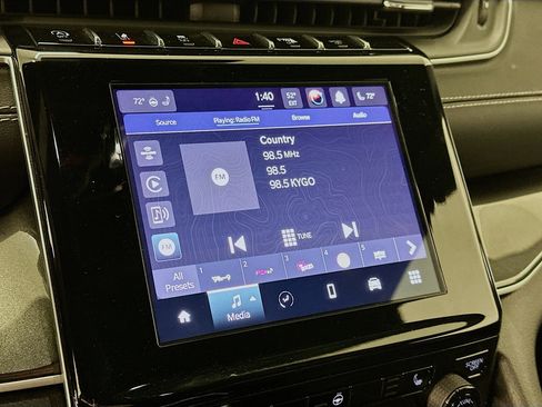 Used 2023 Jeep Grand Cherokee Altitude image 21