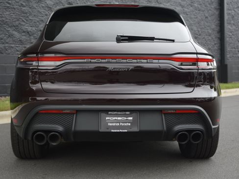 Certified 2026 Porsche Macan Turbo AWD/4WD image 6