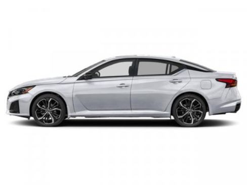 Used 2025 Nissan Altima 2.5 SR AWD/4WD image 6