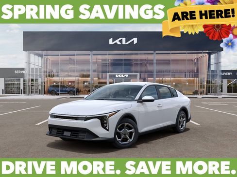 New 2026 Kia K4 FWD image 1