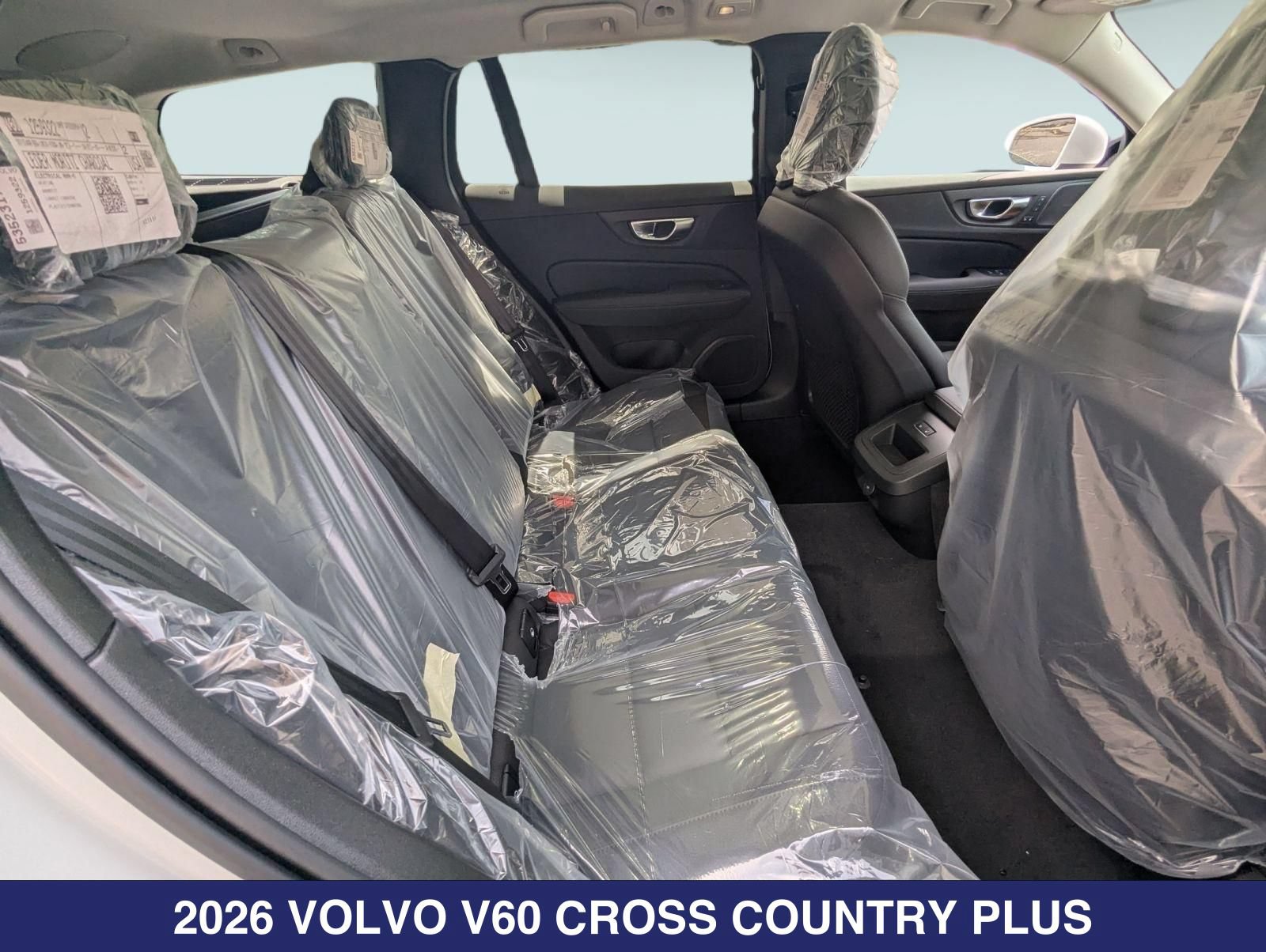 Certified 2026 Volvo V60 B5 Cross Country Plus w/ Protection Package Premier AWD/4WD image 22