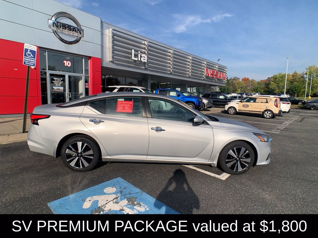 Certified 2021 Nissan Altima 2.5 SV w/ SV Premium Package FWD image 2