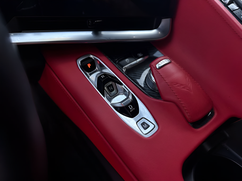 Used 2022 Chevrolet Corvette Stingray Preferred Conv w/ Z51 Performance Package RWD image 15