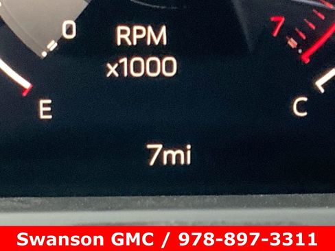 New 2026 GMC Acadia Denali Ultimate w/ LPO, Floor Liner Package image 13