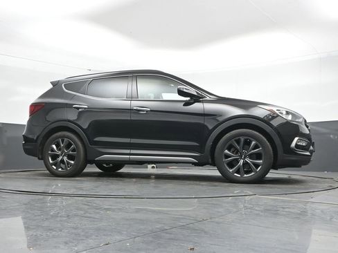 Used 2017 Hyundai Santa Fe Sport FWD image 42