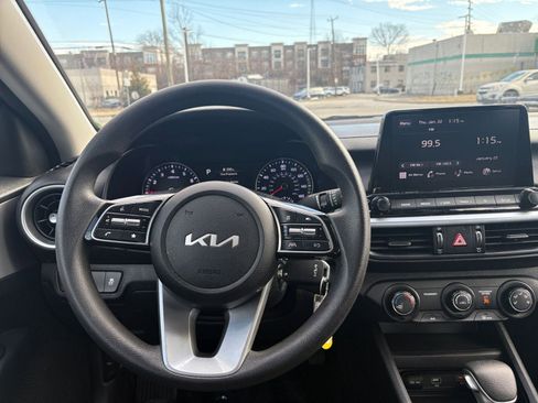 Used 2024 Kia Forte LXS image 32