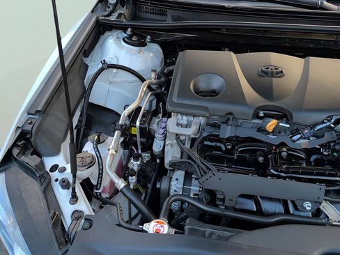 Used 2023 Toyota Camry SE image 42