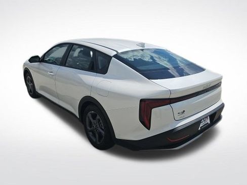 Used 2025 Kia K4 FWD image 6