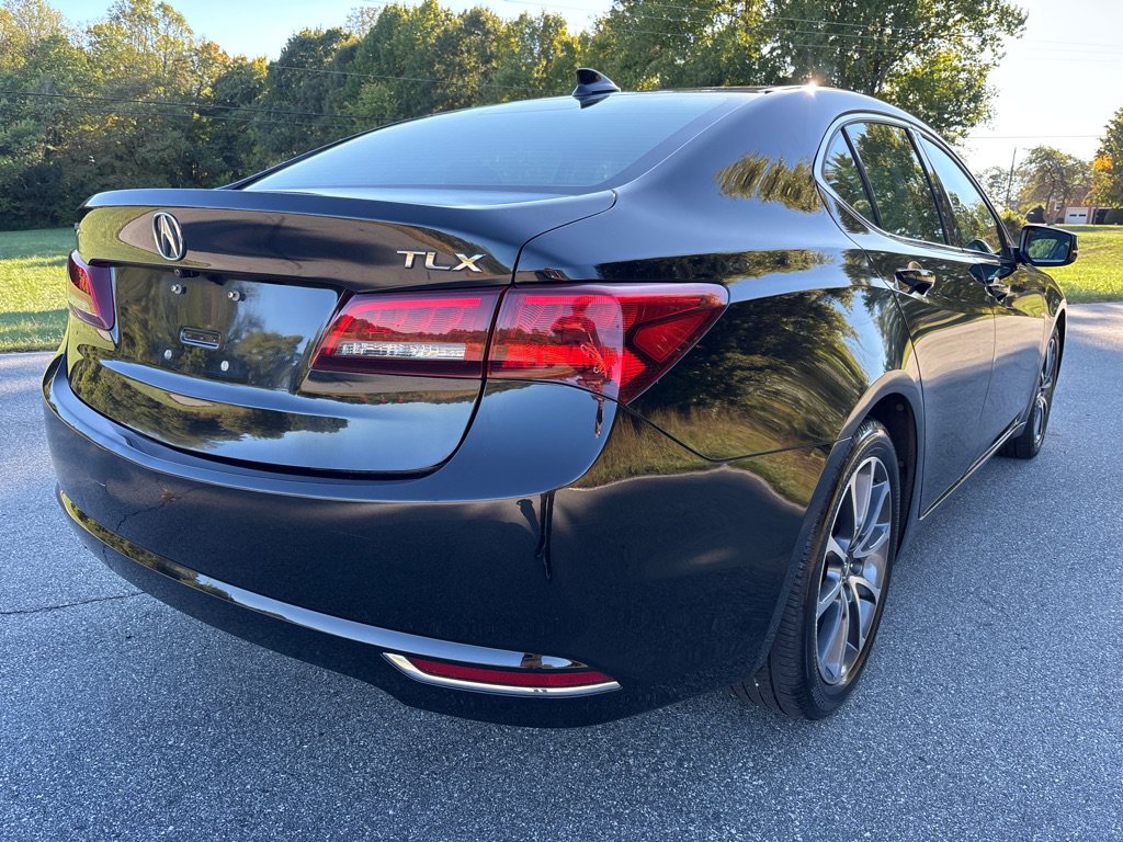 Used 2017 Acura TLX V6 FWD image 5