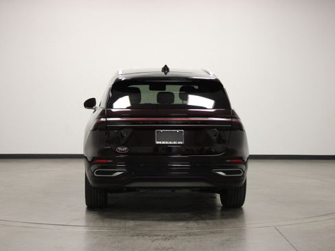 Used 2024 Lincoln Nautilus Reserve w/ Equipment Group 202A AWD/4WD image 7