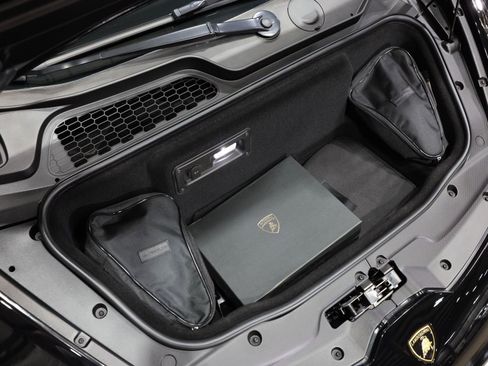 Used 2018 Lamborghini Huracan LP 580-2 RWD image 47