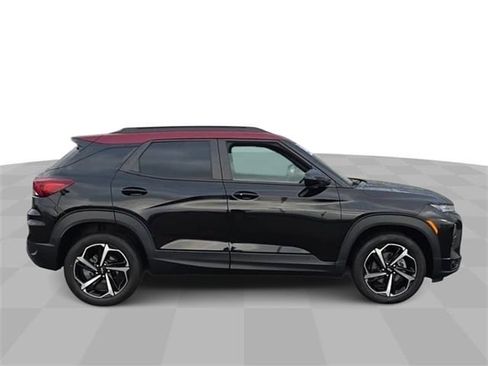 Certified 2023 Chevrolet TrailBlazer RS FWD image 9
