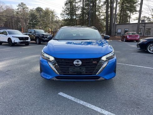 Used 2025 Nissan Sentra SR w/ SR Premium Package image 3