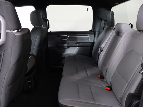 Used 2023 RAM 1500 Big Horn AWD/4WD image 16