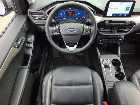 Certified 2022 Ford Escape SEL w/ Technology Package image 12