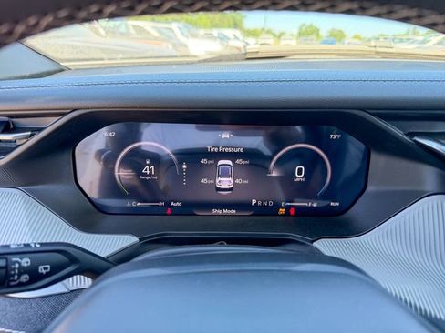 New 2026 Jeep Cherokee Laredo image 15