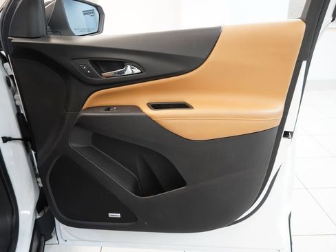 Used 2020 Chevrolet Equinox Premier image 36