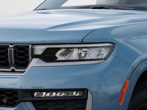 New 2026 Jeep Grand Cherokee L Limited image 12