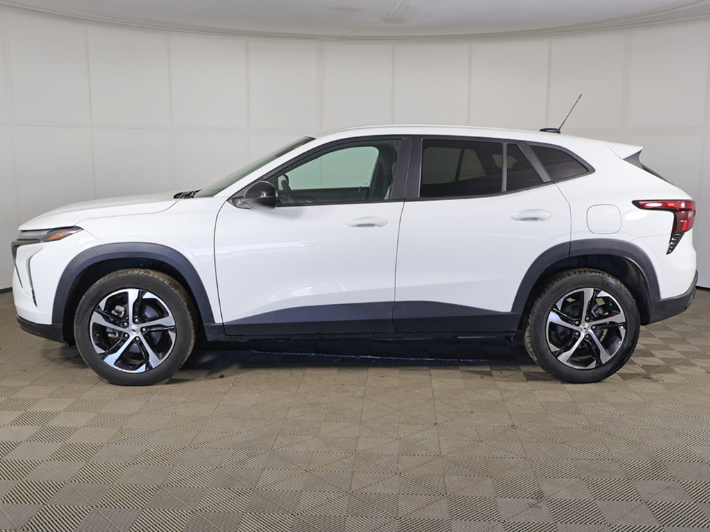 Used 2025 Chevrolet Trax RS w/ Driver Confidence Package FWD image 13