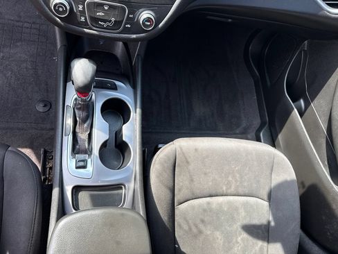 Used 2024 Chevrolet Malibu RS FWD image 19