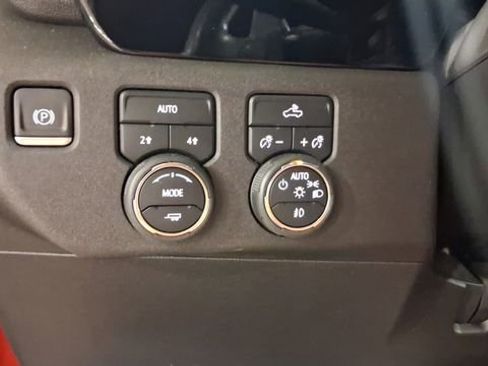 Used 2023 Chevrolet Silverado 1500 RST AWD/4WD image 32