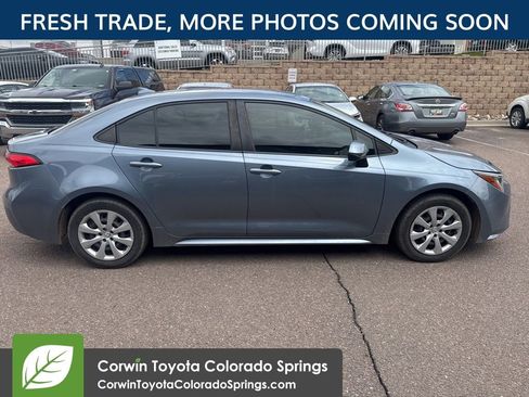 Used 2022 Toyota Corolla LE FWD image 8