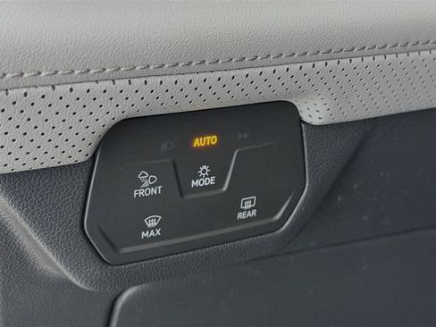 New 2026 Volkswagen Atlas Peak Edition AWD/4WD image 10
