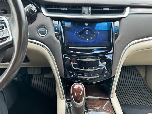 Used 2013 Cadillac XTS Luxury w/ Driver Awareness Package image 17