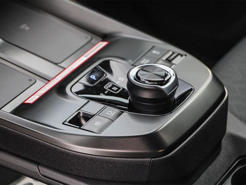 New 2026 Subaru Solterra Premium image 21