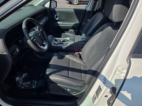 Certified 2026 Hyundai Palisade SEL FWD image 33