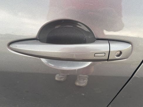 Used 2022 Nissan Sentra SV image 16