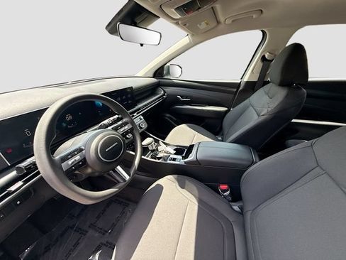 Certified 2026 Hyundai Tucson SE FWD image 20