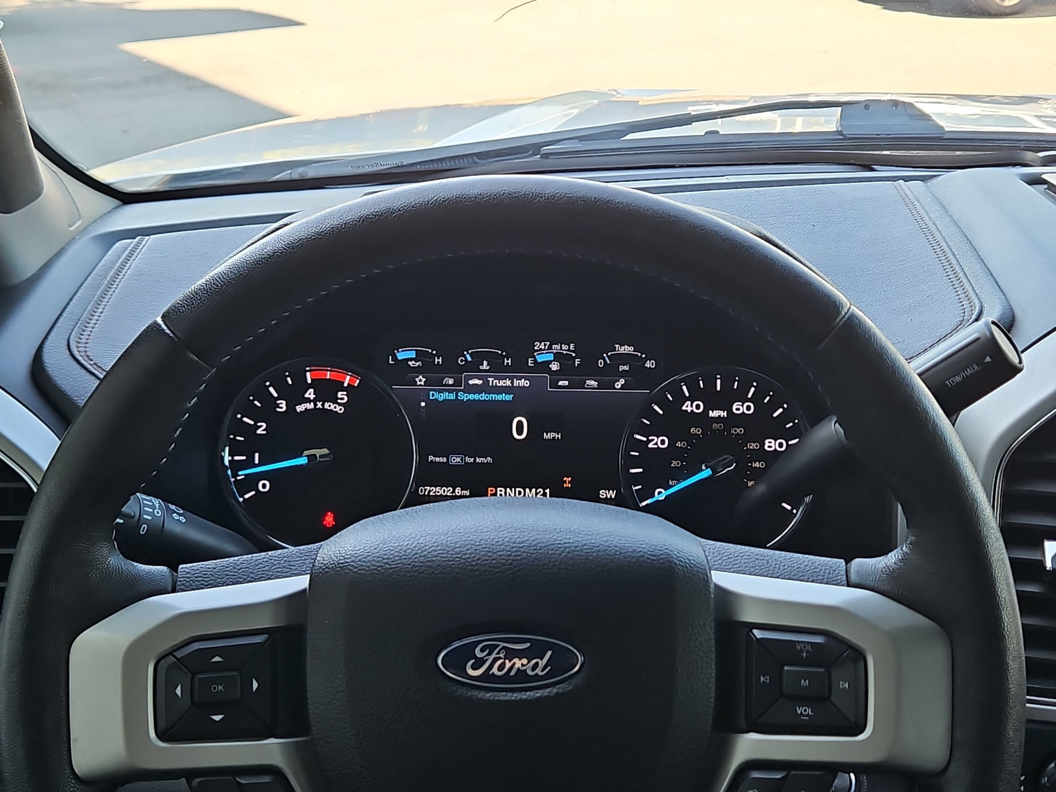 Used 2019 Ford F250 Lariat w/ Lariat Ultimate Package AWD/4WD image 15