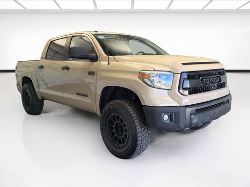 Used 2018 Toyota Tundra Limited w/ Limited Premium Package image 3