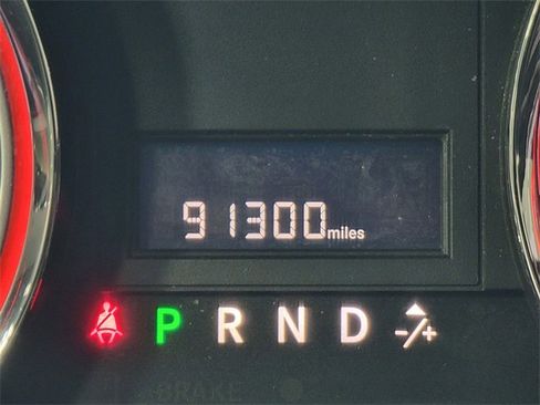 Used 2018 Dodge Grand Caravan SXT w/ Driver Convenience Group image 28