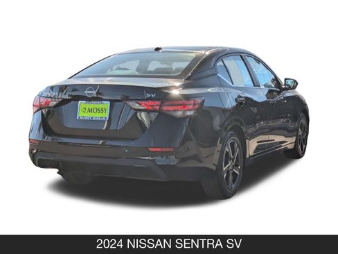 Used 2024 Nissan Sentra SV image 8