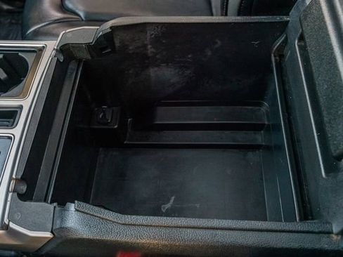 Used 2019 Ford F150 Platinum w/ Equipment Group 701A Luxury image 33