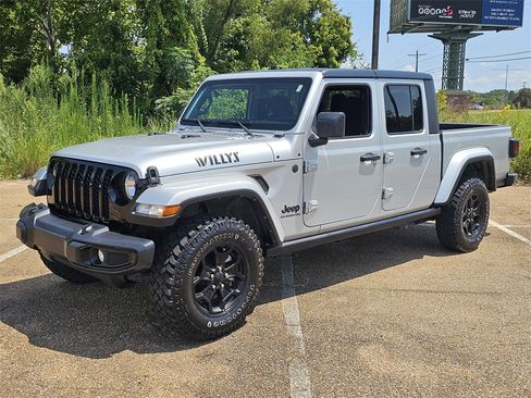 Used 2022 Jeep Gladiator Willys image 7