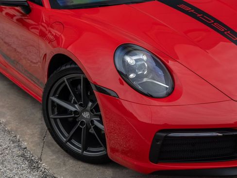 Used 2024 Porsche 911 Carrera T RWD image 2