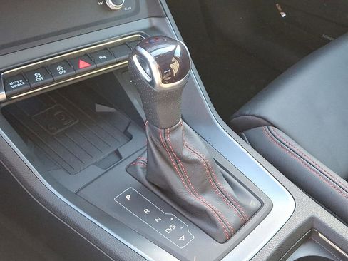 Certified 2025 Audi Q3 2.0T Premium Plus w/ Premium Plus Package image 15