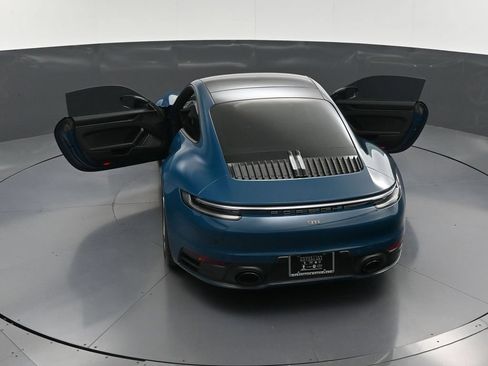 Certified 2024 Porsche 911 Carrera T RWD image 33