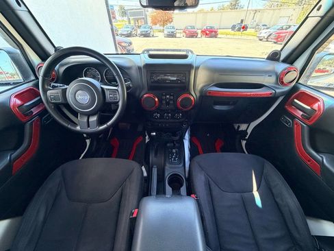 Used 2013 Jeep Wrangler Unlimited Sport image 26