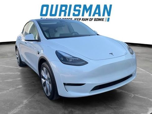 Used 2023 Tesla Model Y Long Range image 1